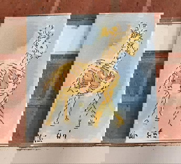 Giraf tegnet af Vitus på Ellevangskolen